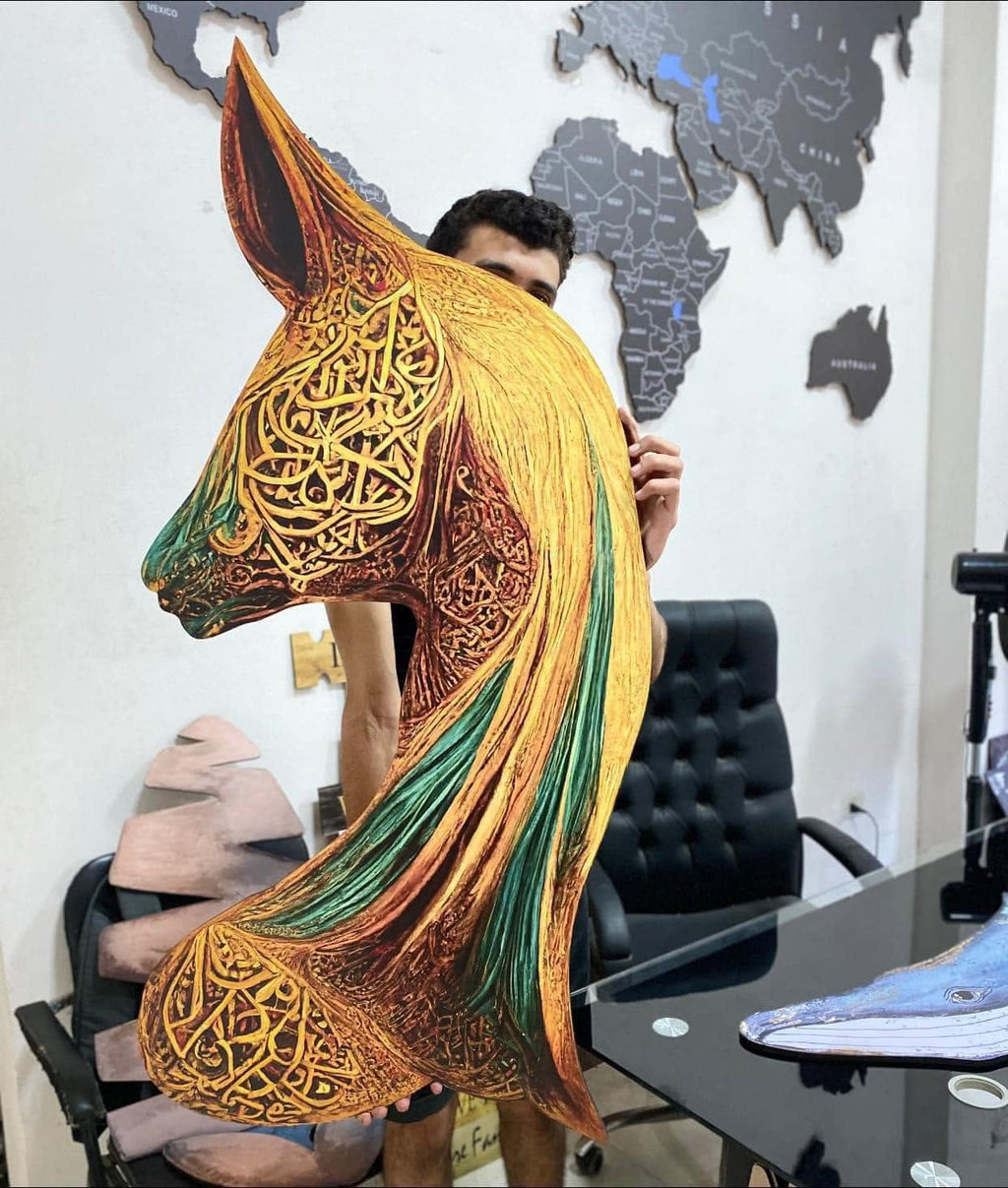 حصان دهبى